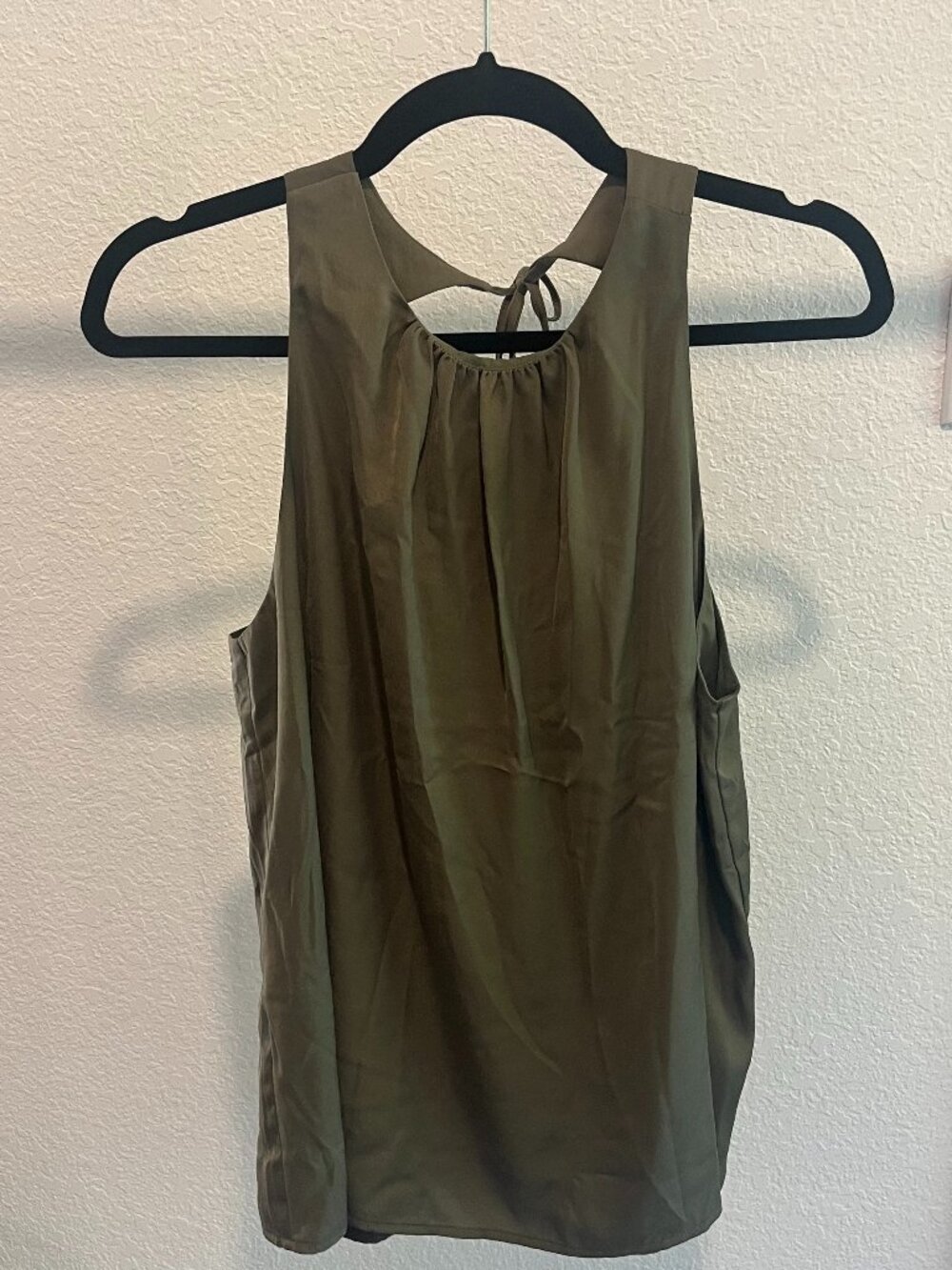 Banana Republic Olive Green Sleeveless Tie-Back Blouse NWT Medium
